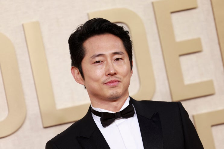사람들' <b>스티븐</b> 연, 美 <b>골든글로브</b> TV 미니시리즈 <b>남우주연상</b>