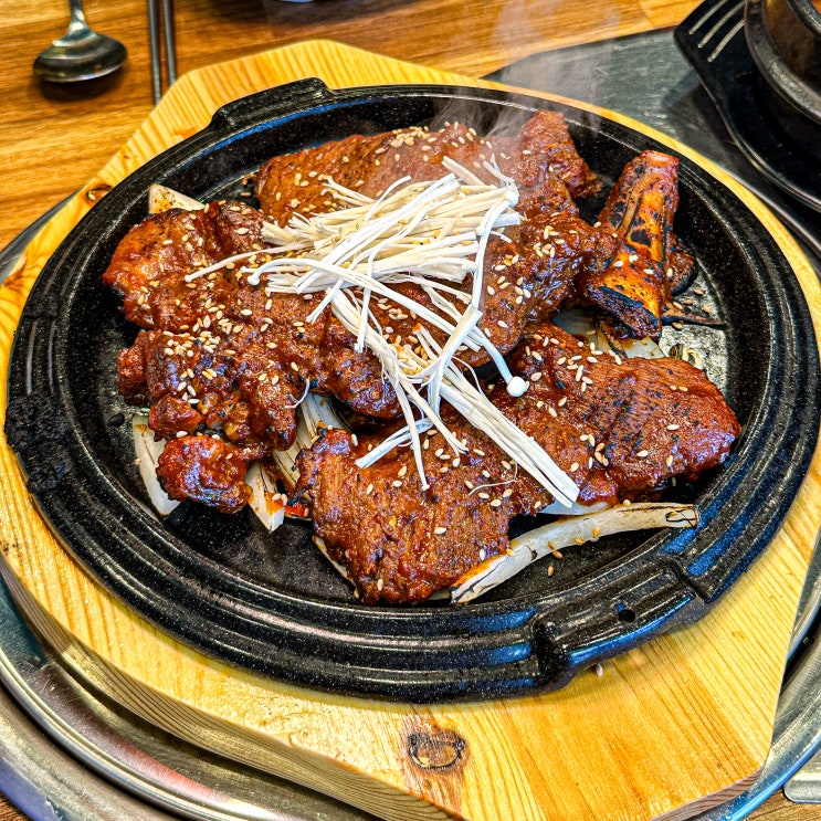 광주 화정동 갈비 맛집 석갈비랑냉면 매운갈비 소개