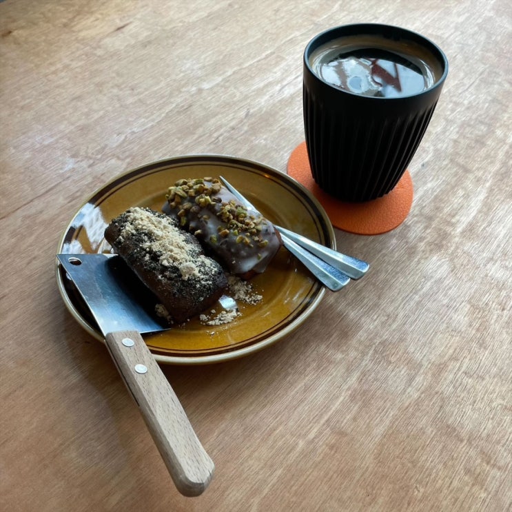  비건 휘낭시에 맛집 마곡나루역 카페 고드니