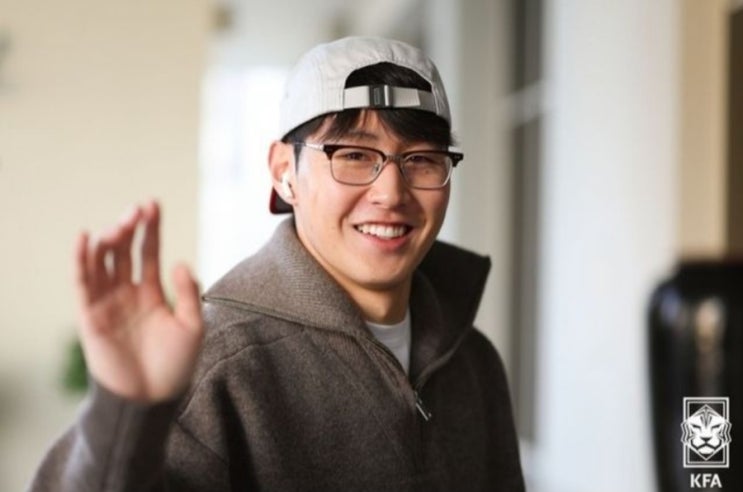 <실시간 핫이슈> ‘우승+MVP’ 이강인까지 국대 도착 완료...클린스만호 26인 완전체 합류→아시안컵 우승 도전 <실시간 핫이슈> ‘우승+MVP’ 이강인까지 국대 도착 완료...클린스만호 26인 완전체 합류→아시안컵 우승 도전