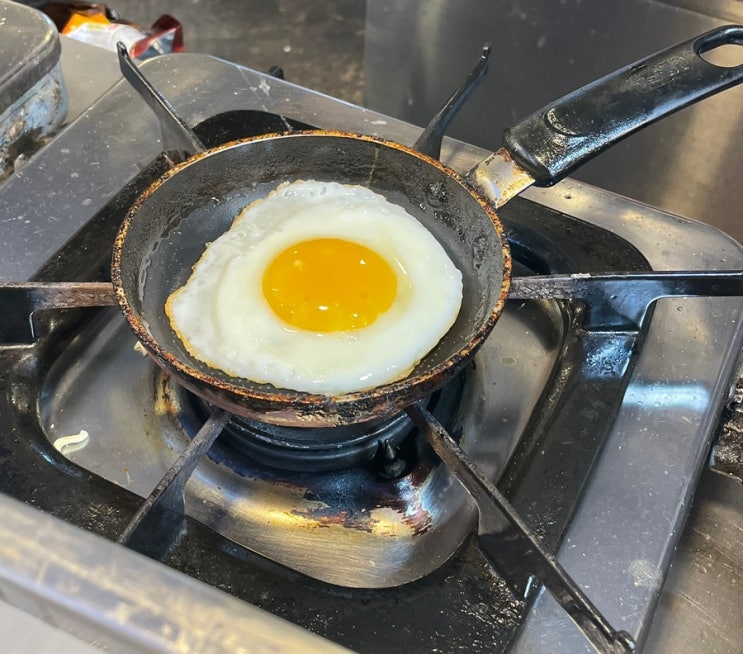  오랜만에 광장시장 투어(광장시장 맛집, 성미다방 라면, 꽈배기, 호떡, 빈대떡)