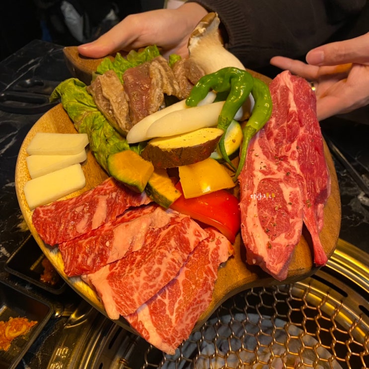  종로맛집 광화문 회식 육랩에서 단체로 소고기 양고기 즐기기
