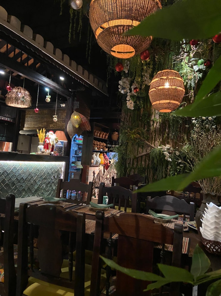  베트남 호이안 올드타운 로컬 맛집 추천 CHÂU Kitchen & Bar 내돈내산 후기 (카페 제휴업체 X, 베트남 현지음식, 추천메뉴)