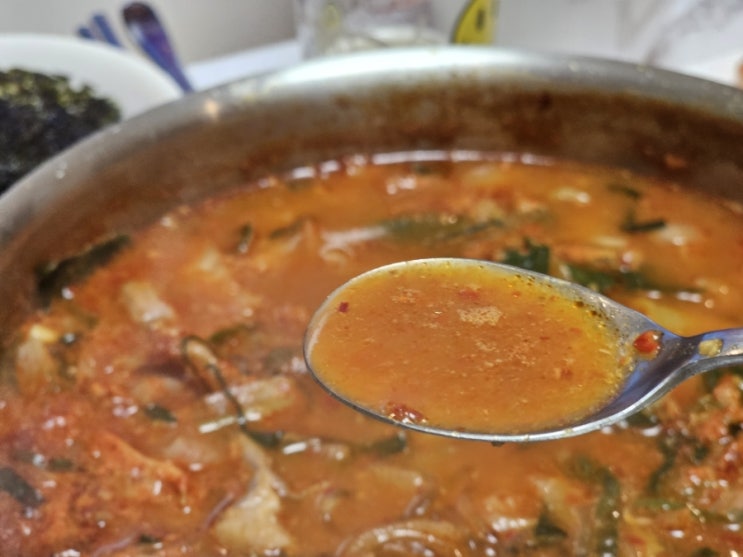 포항로컬주민 돌곱창전골맛집 청림 신항돌곱창