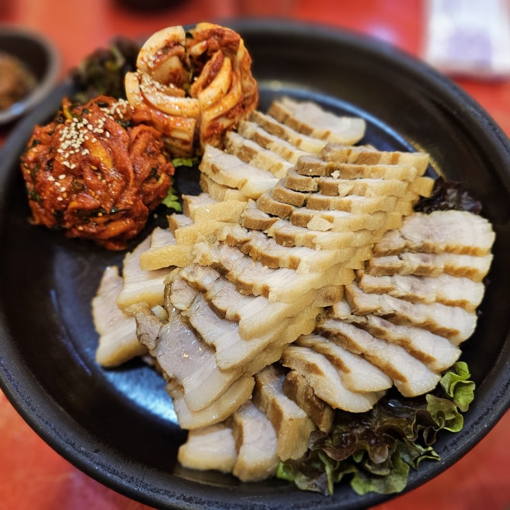 [양천공원 맛집]부드러운 보쌈에 김치가 맛있는 《항아리보쌈》