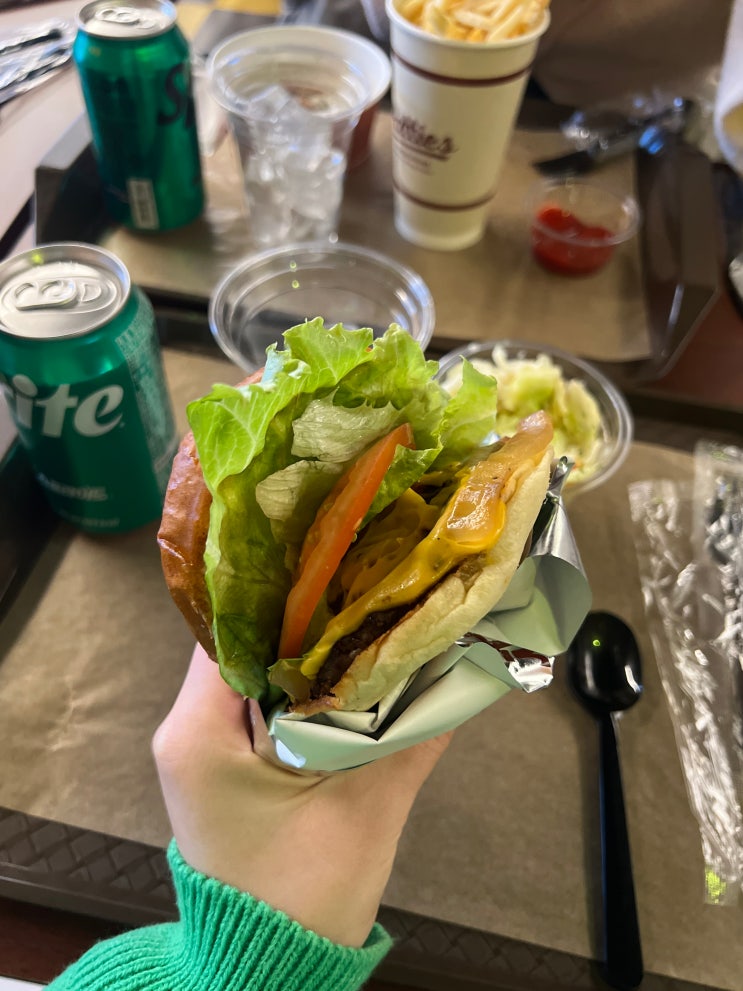  을지로 패티스(Patties) 수제버거 맛집 / 웨이팅 정보 / 솔직 후기 / 내돈내산 (을지로 4가역 맛집)