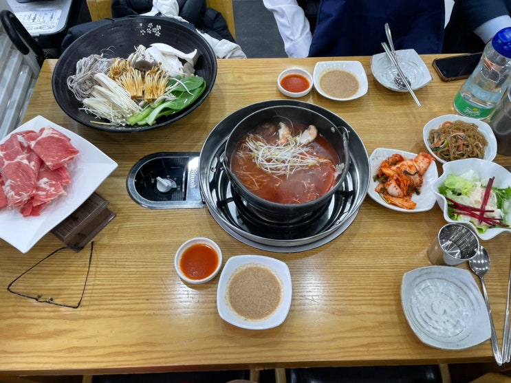  대관령메밀막국수자연샤브샤브 홍대 직장인점심추천