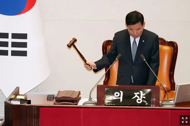 더불어민주당, ‘<b>이태원</b> 참사 <b>특별법</b>’ <b>단독</b> 처리...국민의힘... 