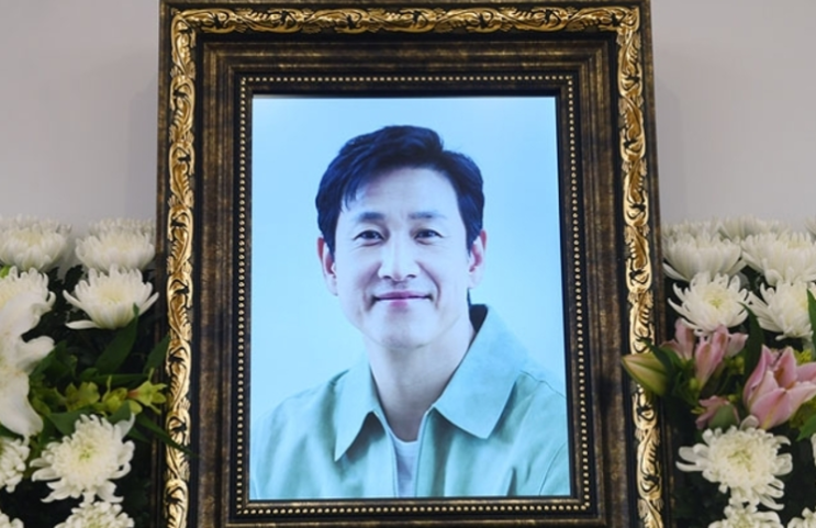 '故<b>이선균</b> 안타까운 죽음', <b>봉준호</b>·윤종신 진상규명 촉구... 