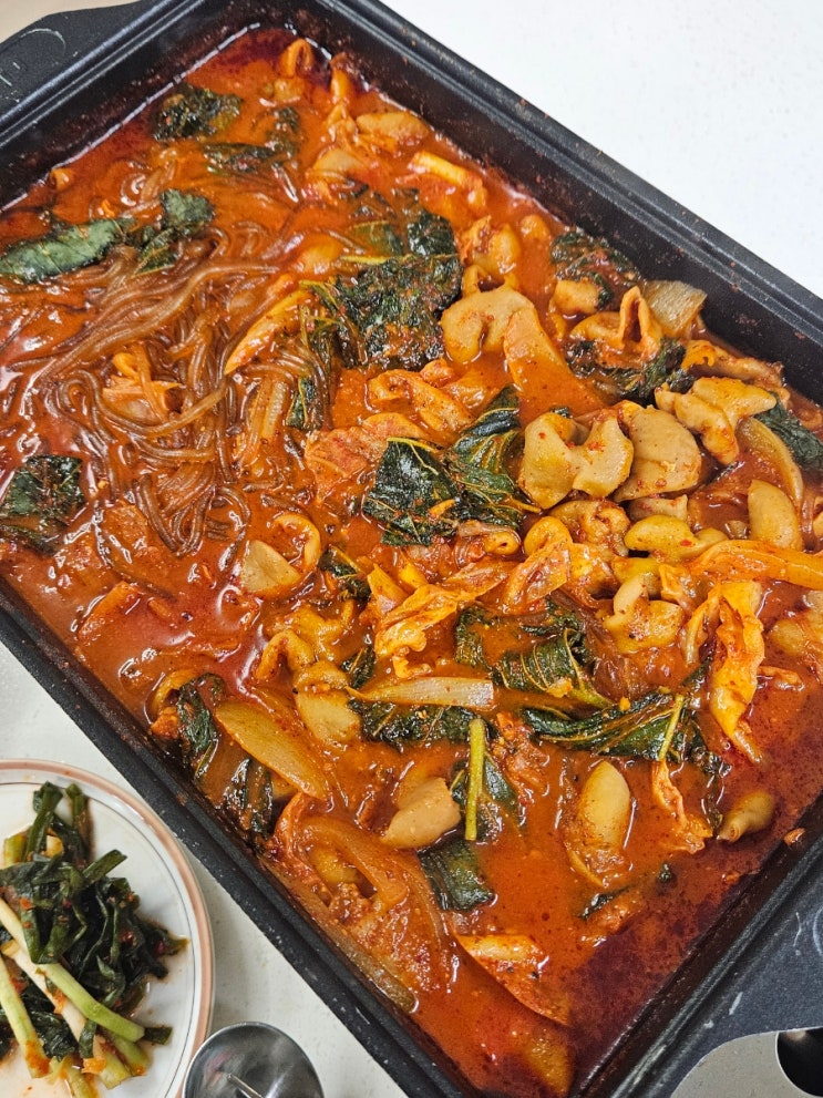  펜션 밀키트 추천 20년 전통 유명 맛집 돼지곱창전골 소주안주 메뉴
