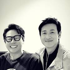 이선균 사태 <b>봉준호</b>, <b>윤종신</b> 등 문화예술인 <b>진상 규명</b> 촉구... 