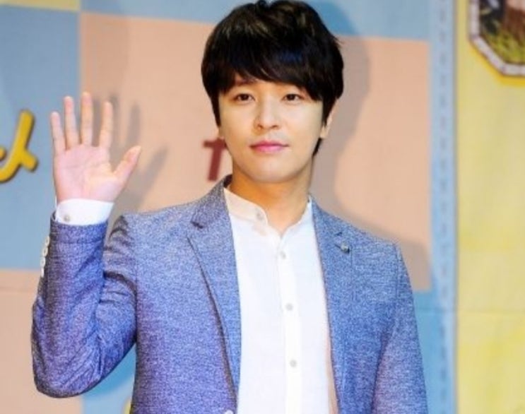 <연예가핫이슈> 음주측정 거부한 연예인은 '김정훈' 과거에도 면허 취소 <연예가핫이슈> 음주측정 거부한 연예인은 '김정훈' 과거에도 면허 취소