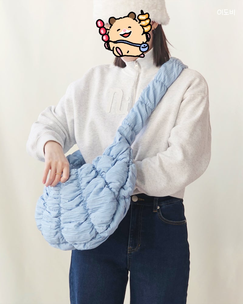 코스 리플 크로스바디백 크로아상백 라이트블루 구입 후기 : 네이버 블로그