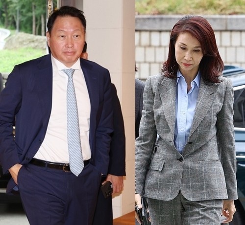 <b>최태원</b> 회장측 이혼소송 첫... …<b>노소영</b> 측 <b>재판부</b> 바꾸려 꼼수... 