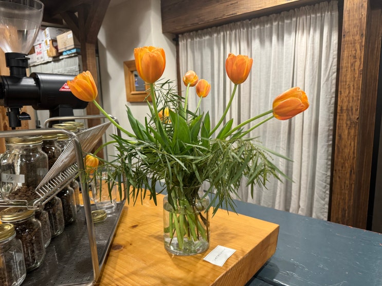  커피와 진저레몬티가 맛있는 카페 은구비로 커피 로스터즈