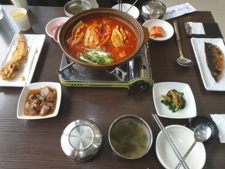 제주 성산 맛집 『갈치왕 성산점』 가시없는 갈치조림(2인) 후기 제주 성산 맛집 『갈치왕 성산점』 가시없는 갈치조림(2인) 후기