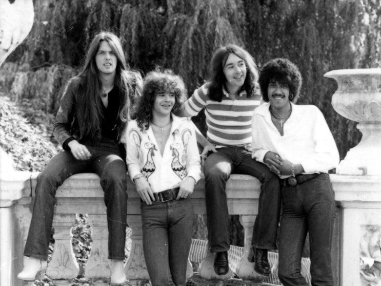 1970년대 록의 전설, Thin Lizzy - The Boys are Back in Town 가사 해석