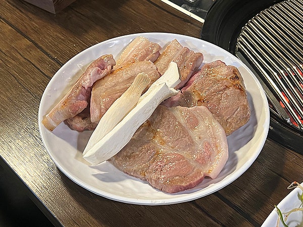  [울산 맛집] 언양 교동 초벌 삼겹살 맛집 '뚱이참숯구이'