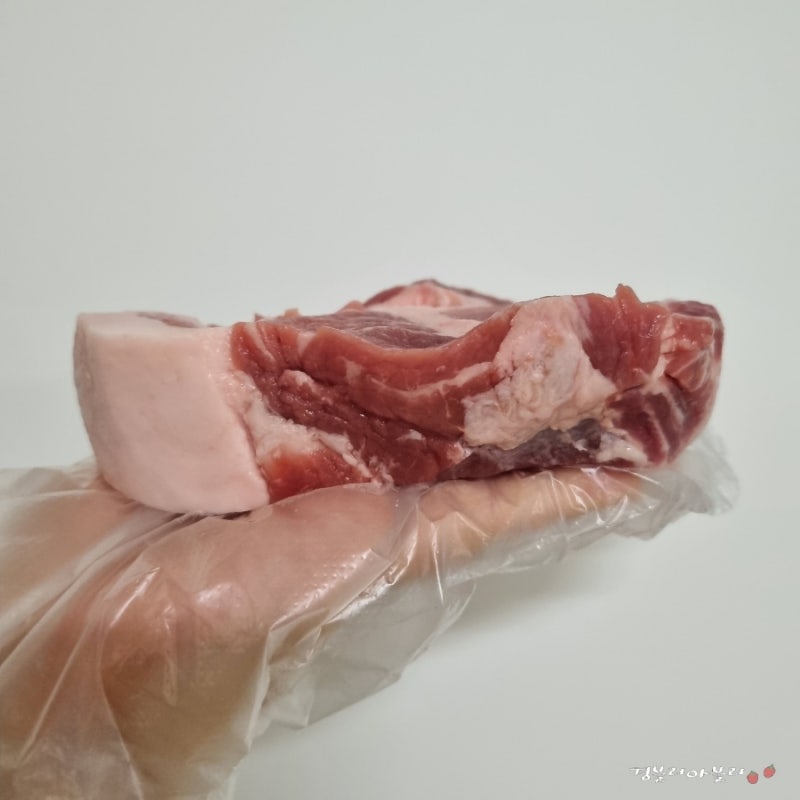 돼지목살 오븐구이로 겉바속촉 스테이크 만들기