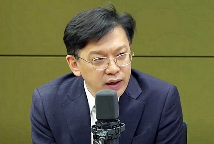 <b>현근택</b> ‘<b>성희롱</b> 발언 논란’ 당 차원 조사 착수…<b>이재명</b>... 