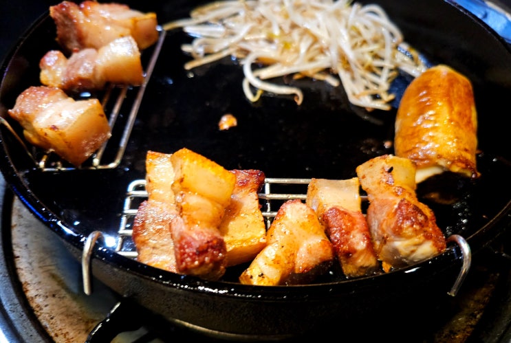 부산 전포/서면 구워주는 돼지고기맛집-세심한 배려가 느껴지고 YLD품종 껍브리살과 돼된찌가 맛있는 [무의식 서면] 콜키지프리