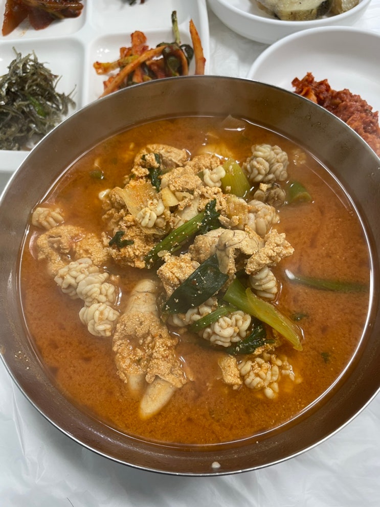  강릉중앙시장 윤석렬대통령도 먹고간 블루리본 찐맛집 알탕과 삼숙이탕 해성횟집 해성집 주차장