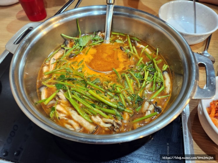 여의도 버섯 칼국수 무한리필 강서서버섯샤브칼국수