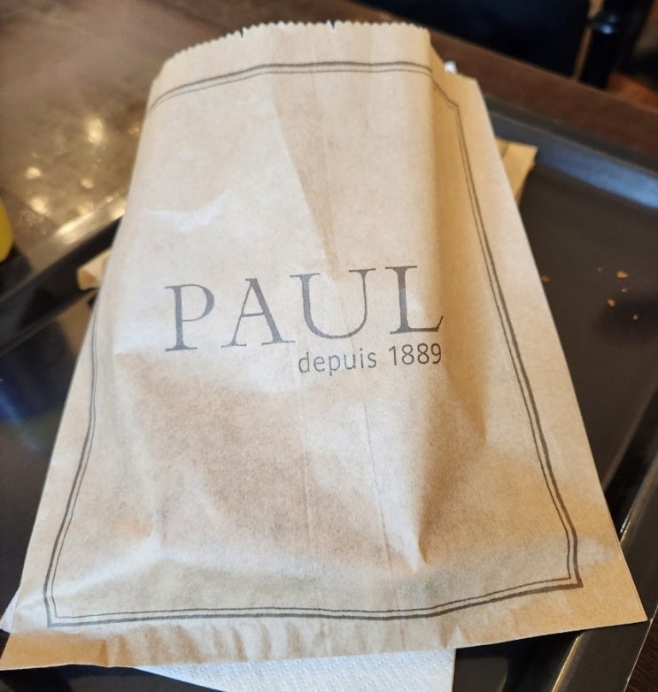 [프랑스-파리] 대중적인 프랑스 프렌차이즈 빵집, 폴(PAUL)