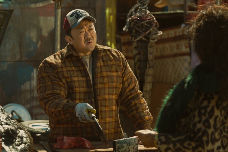 <b>황야</b> : 이젠 악어도 손으로 때려잡는 액션쾌남 <b>마동석</b>!... 