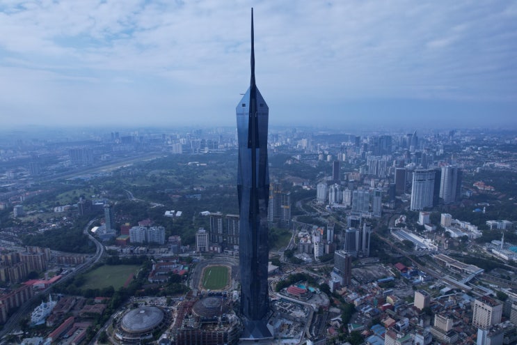 삼성물산, 세계 최고층 1,2위 건축물 모두 완공