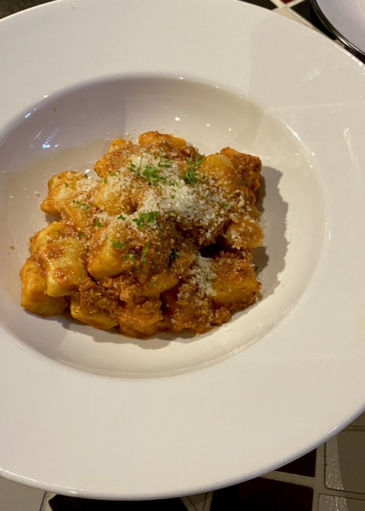  호치민 2군 타오디엔 파스타 맛집 • Pasta Fresca