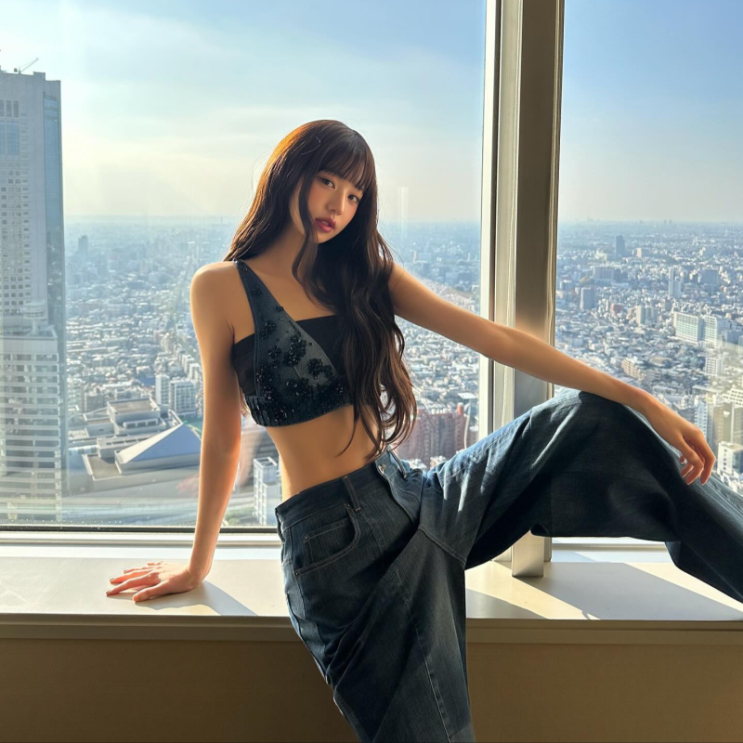  장원영 데님 셋업 조끼 바지 인스타그램 패션 정보