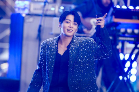 군입대 BTS <b>정국</b>, 美 '<b>피플스</b> 초이스 어워즈' 4개 부문 후보... 