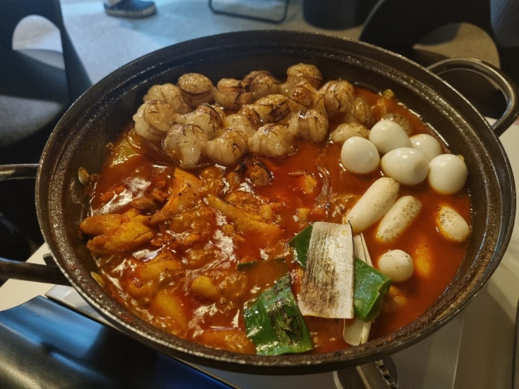  합정역 술집 추천 매운집 합정점 매콤한 홍대 곱창전골, 곱도리탕 후기