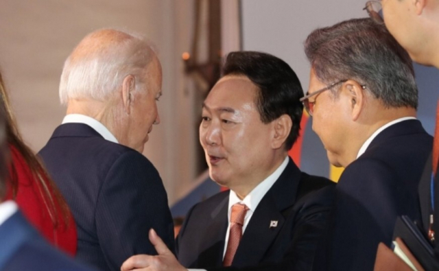 '바이든, <b>날리면</b>' 사건 외교부 승소…법원 "MBC <b>정정보도</b>"