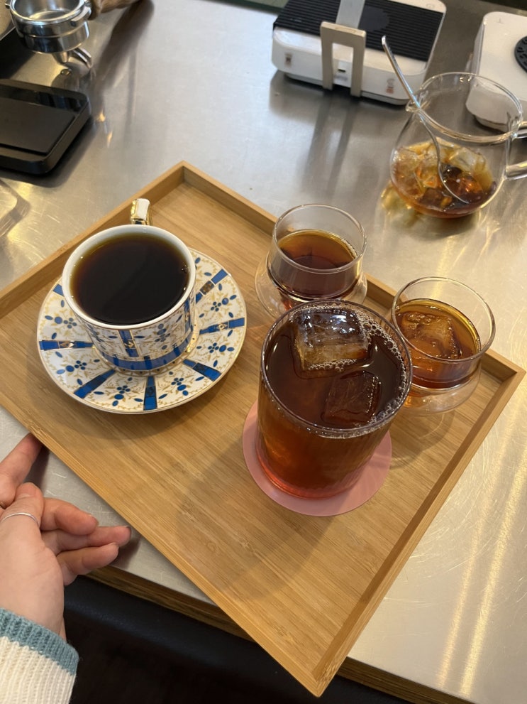  동인천역 로스팅 커피 맛집 'ROSTING FOR A WHILE' 리뷰