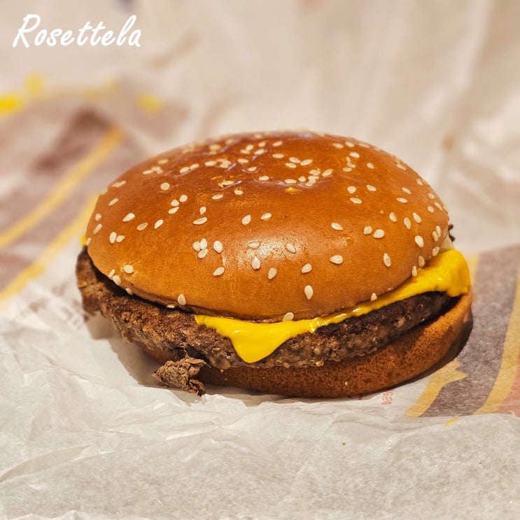 맥도날드 메뉴 쿼터파운더 치즈버거 쿼파치 가격 칼로리