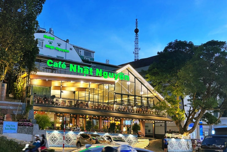  달랏 찾아간 쑤엉흐엉 호수 뷰 Nhat Nguyen Cafe와 가성비 최고 Trà tắc ROSA