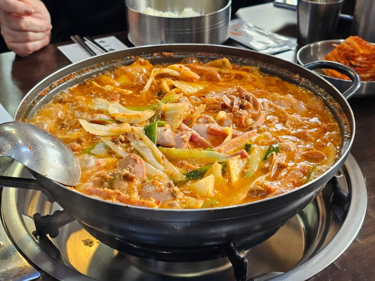  송탄 최네집부대찌개 본점 :: 평택 부대찌개 맛집으로 알려진 최네집 본점 방문 후기 (인근 공영주차장)