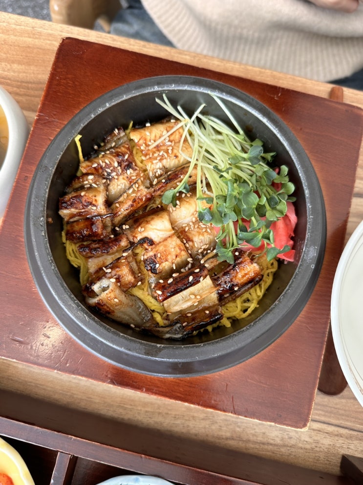 [성수 맛집] 고우성수 - 장어 솥밥, 스테이크 솥밥 추천