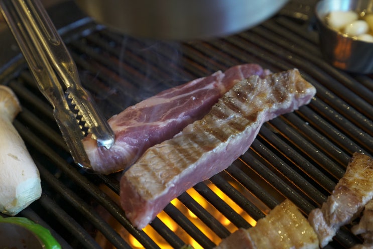  원흥 맛집 화모락 원흥본점 야자숯에 구워 더 맛있는 고깃집