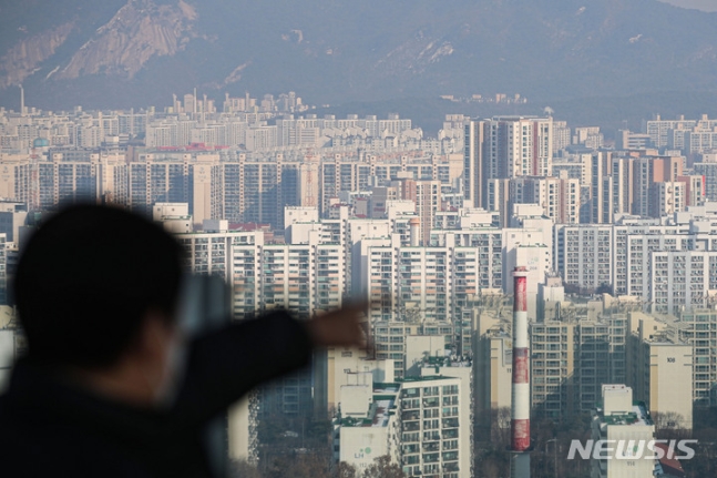 "중개사 시작하고 지금이 최악"…집값 40% 하락에도 매물 쌓여