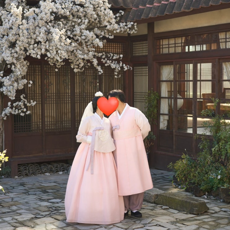 Chapter 6-16. 더 브라이드(토탈 스튜디오) 전통가옥 실외 배경 with 한복