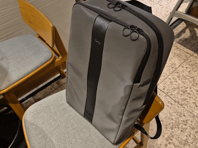  라파 스몰 트래블 백팩: 리플렉티브 Reflective Dark Grey, Small Travel Backpack #Rapha
