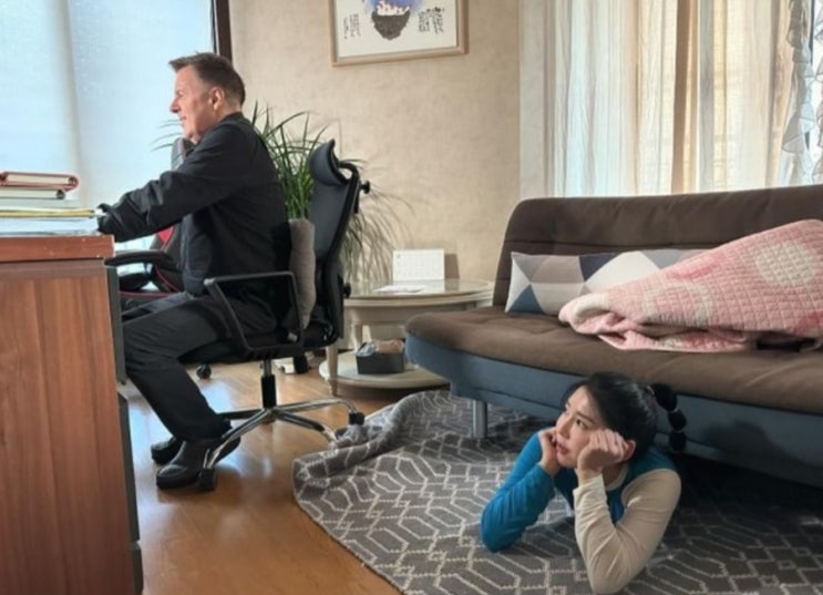 <연예가핫이슈> 사유리, 112 신고 대기 중 "로버트 할리 항상 지켜봐" <연예가핫이슈> 사유리, 112 신고 대기 중 "로버트 할리 항상 지켜봐"