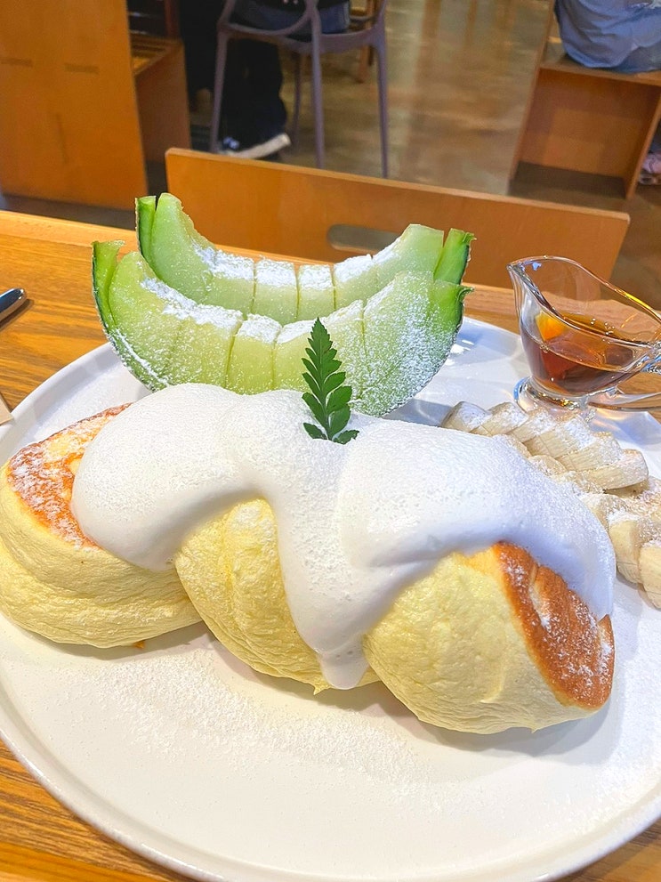  수플레 하나에 반한 어반벨리 801 방문