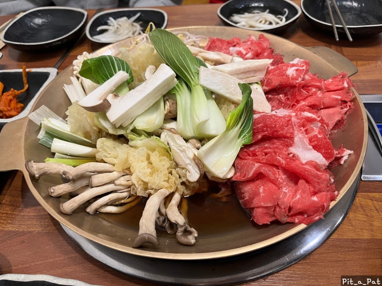  부산 근교 김해 전골 맛집 우화한 식당 가족 외식 모임장소로 좋은 식당