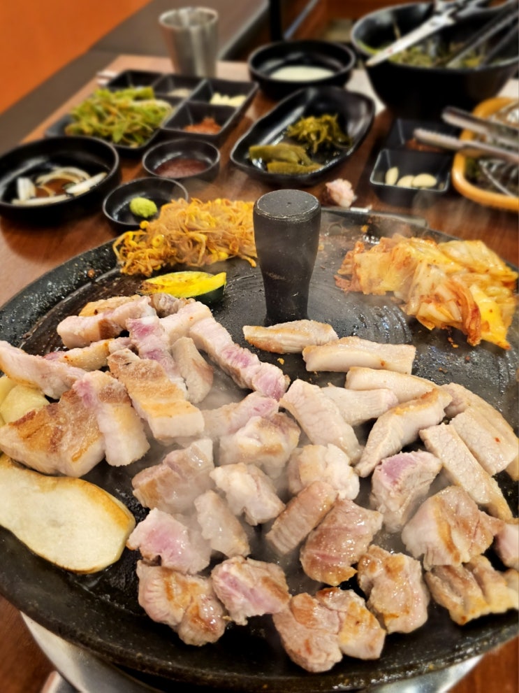  왜관 맛집 솥뚜껑 삼겹살 일행 국내산 1등급 실속세트 추천