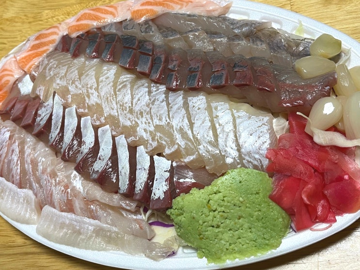 고양시 원흥 회싸게파는집 / 주말 야식으로 힐링 / 겨울엔 회에 소주 한잔!