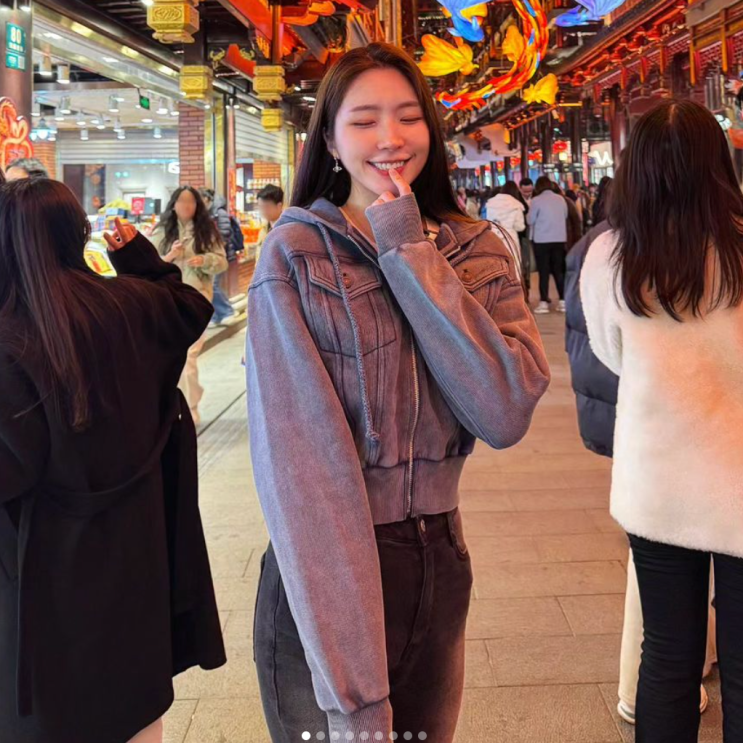  성해은 여자 데님셋업 청청패션 후드집업 자켓 코디 브랜드 아크네스튜디오!